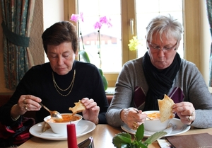 tussendoor  iets warms drinken