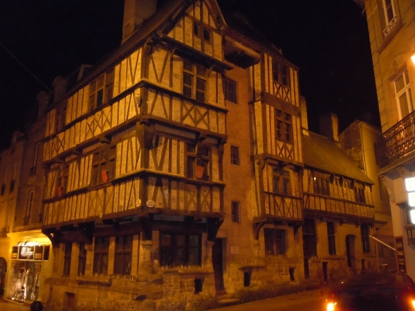 Bayeux by night