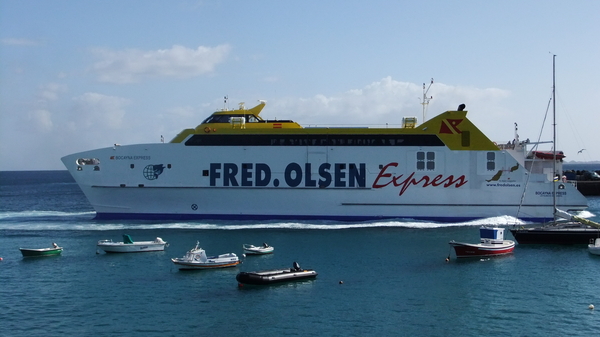 Snelle boot  naar Fuertaventura= 14 km