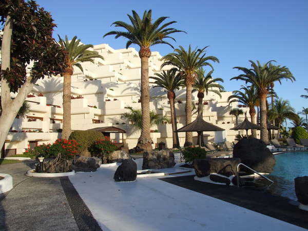 ook deze buitentuin is van de hand van C.M.