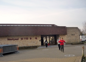 110320.OOSTDUINKERKE.START ZAAL WITTE BURG