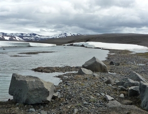 IJSLAND 300pic  0886