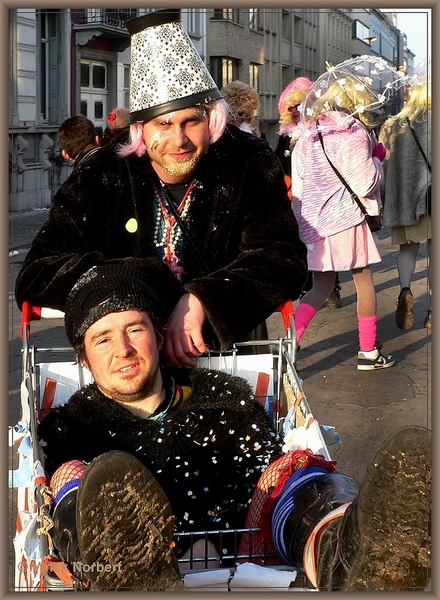 sized_sized_P2130199a karnaval aalst dinsdag