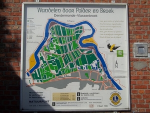 WANDELEN DOOR POLDER EN BROEK