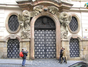 praag 200