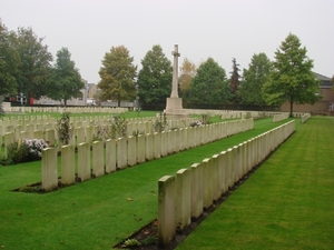 DSC2955 - Ypres Reservoir Cemetery