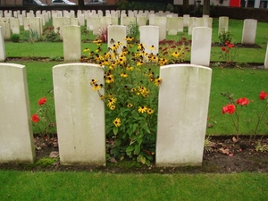 DSC2960 - Ypres Reservoir Cemetery