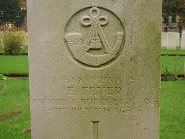 DSC2968 - E. Fryer - Ypres Reservoir Cemetery