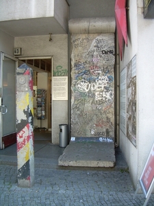 Checkpoint Charlie Museum