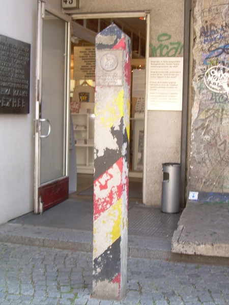 Checkpoint Charlie Museum 2