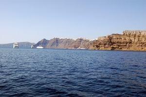 667  Santorini
