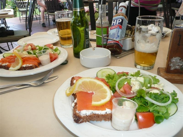 20091128 13u48 Zuid-Afrika Lunch Gerookte forel met mierikswortel