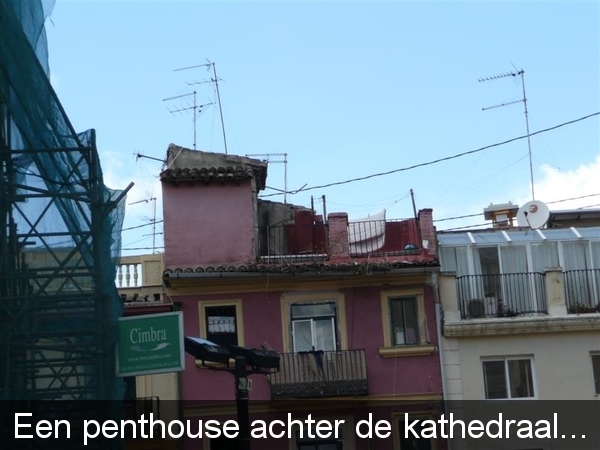 20090416 14u33  Valencia penthouse achter de Kathedraal  144