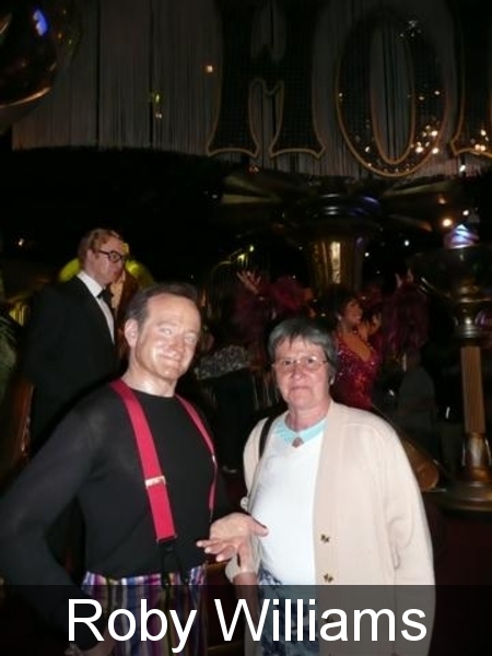 20080817 10u57 Londen mme Tussauds Roby Willliams  119