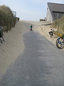 2011-04-02 pia verjaardag aan zee 056