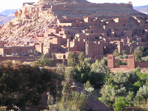 Frontaal zicht op Ait Ben Haddou