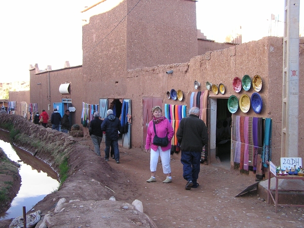 De altijd aanwezige winkeltjes