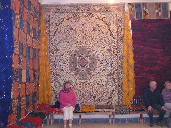 Wij luisteren naar hun verkoopsargumenten