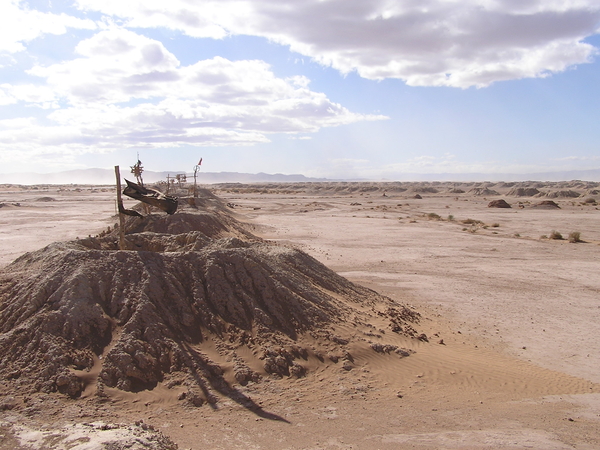 Putten tot 60m. diep. Grondwaterlaag uitgeput.