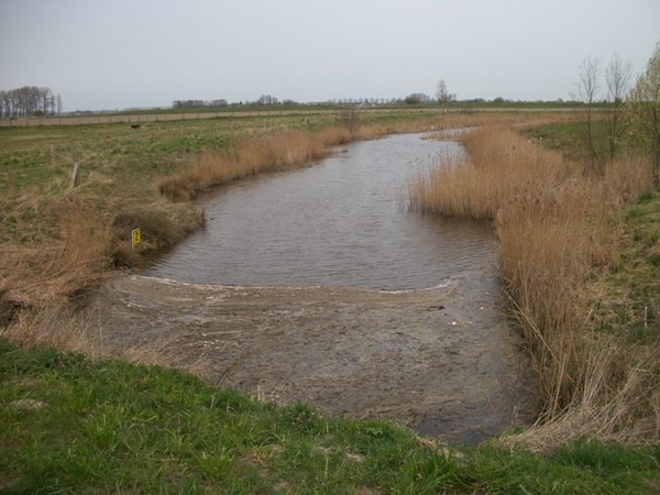 059-Het Leopoldkanaal in St-Laureins-Belgi