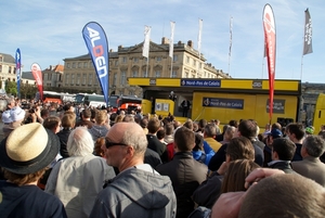 Sfeerfoto\'s-Start Parijs-Roubaix