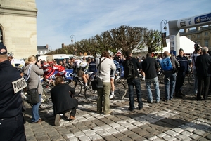 Sfeerfoto\'s-Start Parijs-Roubaix