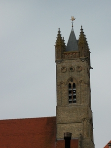 167-Het belfort met zijn 35m h.toren