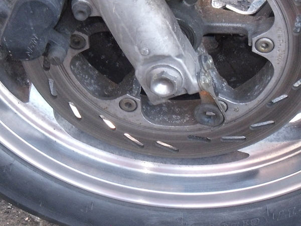 4 Voorwiel tijdens het opkuisen