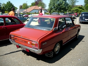 P1160546_2011_04_25_Paasuitstap_KoerselSporthal_Mazda1000Coupe_dy