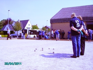 Ward aan schot op de achtergrond