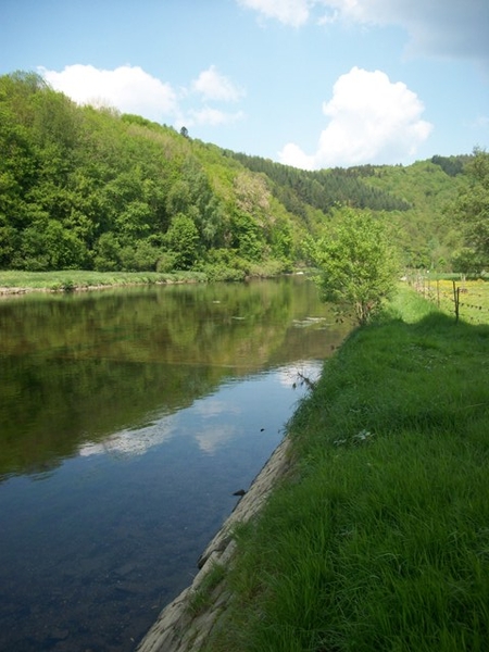 87-Zicht op de Semois