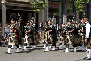 YPRES SUREY PIPES &DRUMS (Ieper)