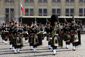 YPRES SUREY PIPES &DRUMS (Ieper)