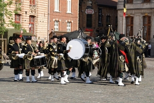 YPRES SUREY PIPES &DRUMS (Ieper)