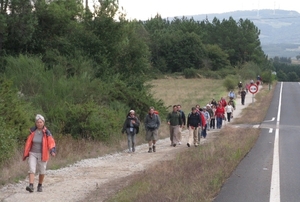 9 Fille lopen na Sarria (2)