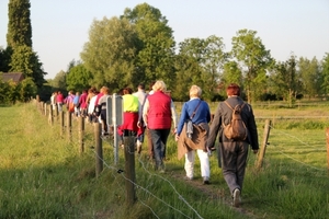 Uitwaaitocht Kav Dentergem 20-05-2011 092