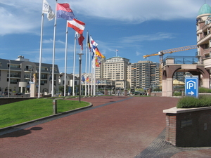 Aankomst op de promenade in Noordwijk aan Zee.