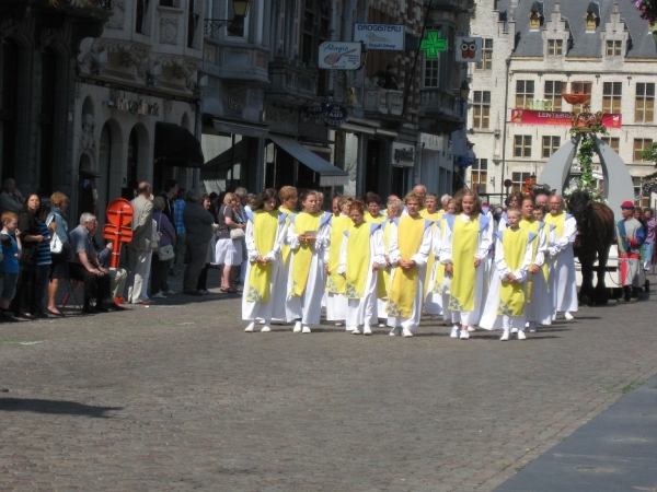 Hanswijkprocessie 2011 015