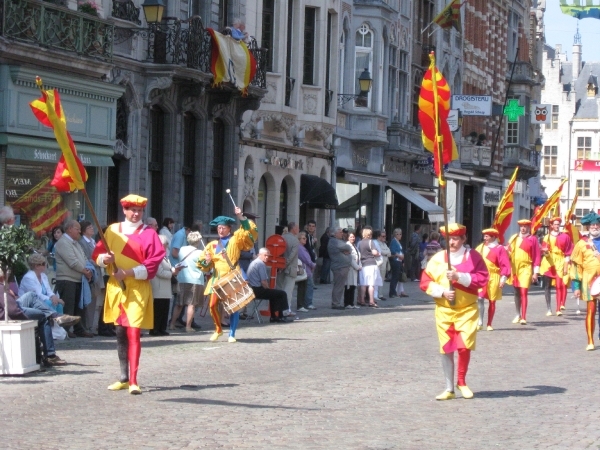 Vendeliers in Mechelse kleuren