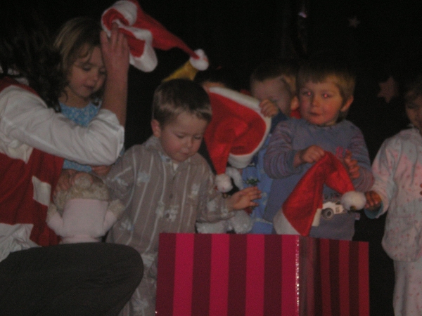 kerstfeest2010 communie carmen schoolfeest tibe 2011 032