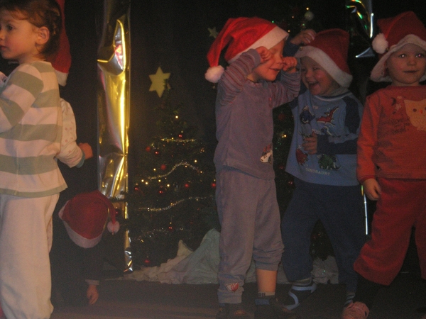 kerstfeest2010 communie carmen schoolfeest tibe 2011 033