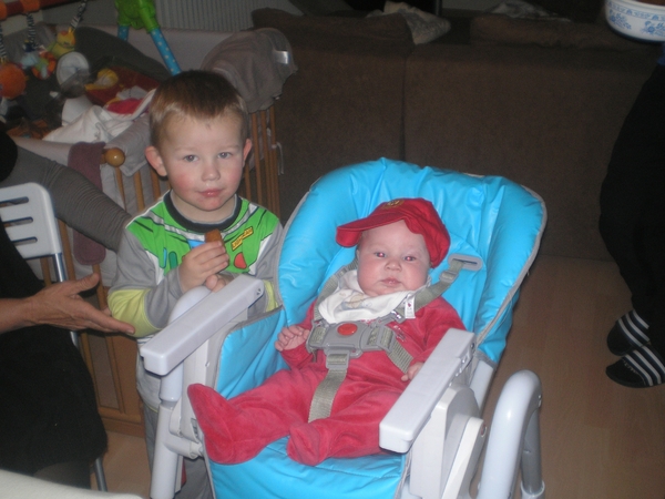 kerstfeest2010 communie carmen schoolfeest tibe 2011 063