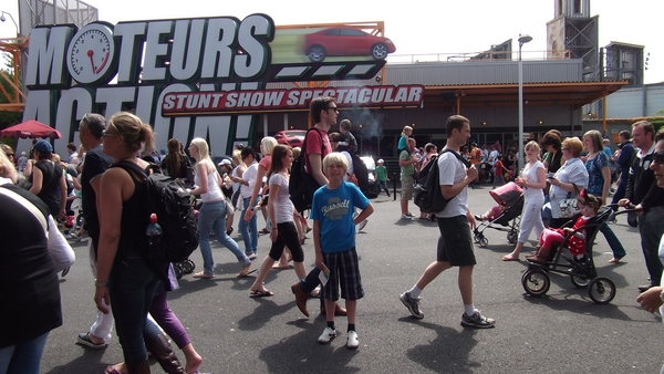 OP weg naar de stunt show