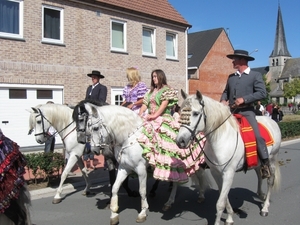 Sreenhuffel Genoveva processie 2011 011