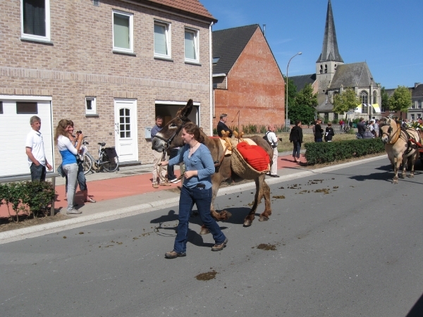 Sreenhuffel Genoveva processie 2011 024