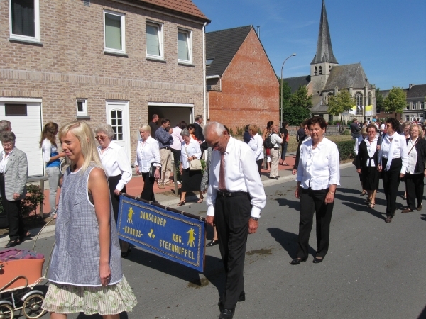 Sreenhuffel Genoveva processie 2011 041