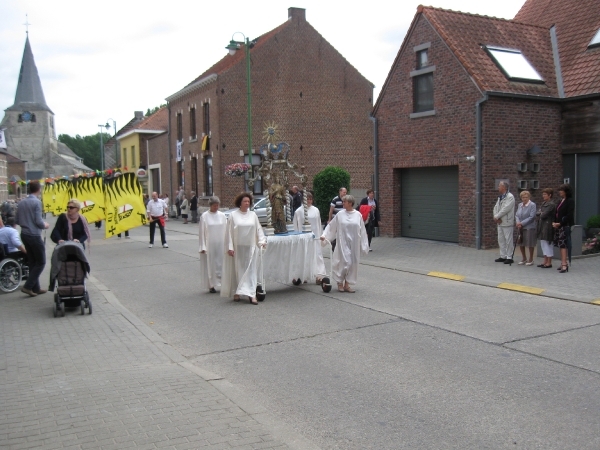 Hoegaarde-Meldert Sint-Ermelindus processie 2011 039