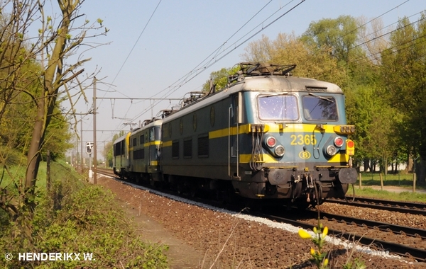 2365-26xx-13xx VLIEGVELD MORTSEL 20110418 copy