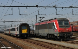 SNCF 36028 & NMBS 465 TOURNAI 201105110 copy