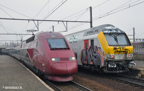 THALYS 4343 als E9318 met BDx-M6 FCV 20110315 copy